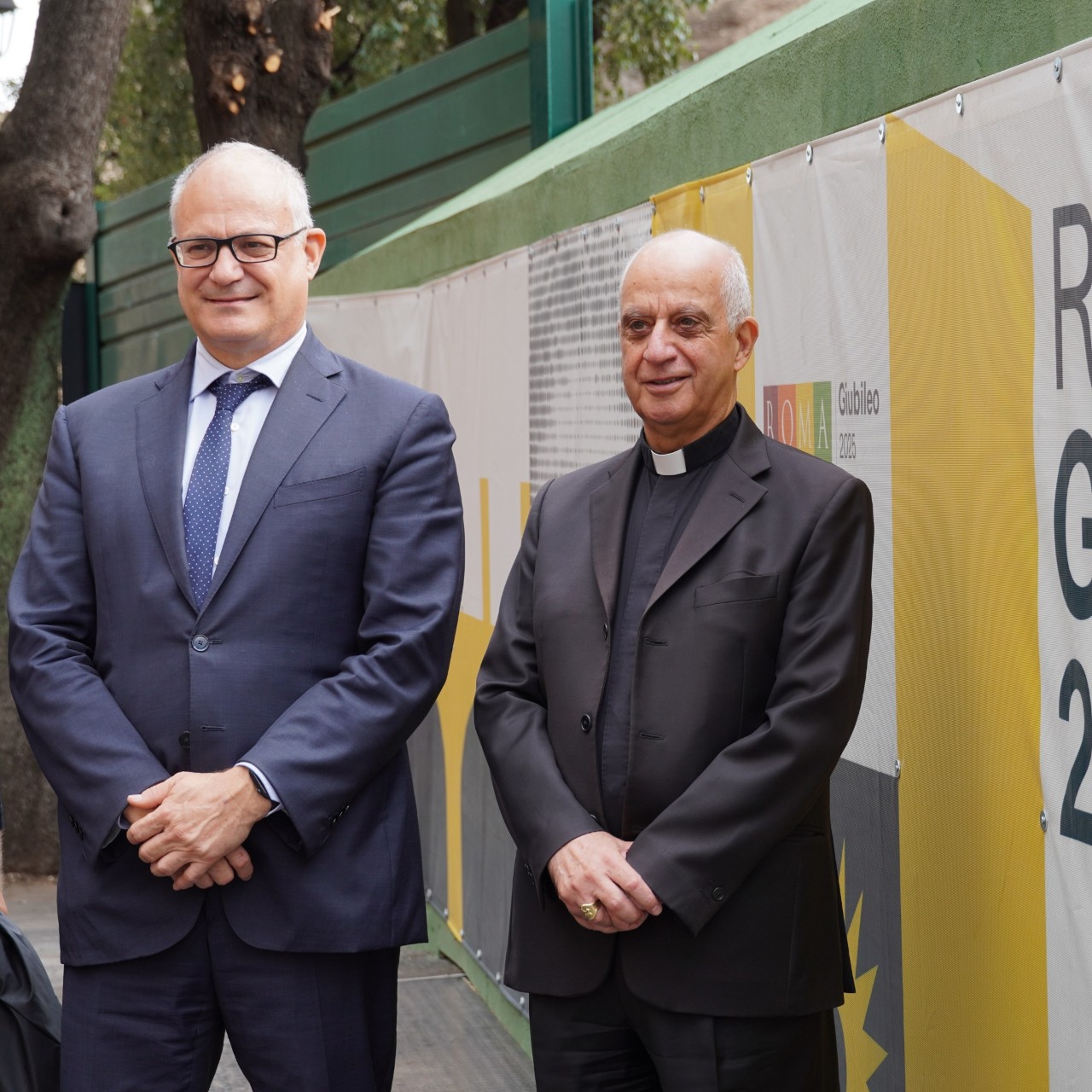 Cantiere Piazza Pia per il Giubileo, Gualtieri: “Entro dicembre sarà completato”. Fisichella: “La città diventerà più accogliente” 