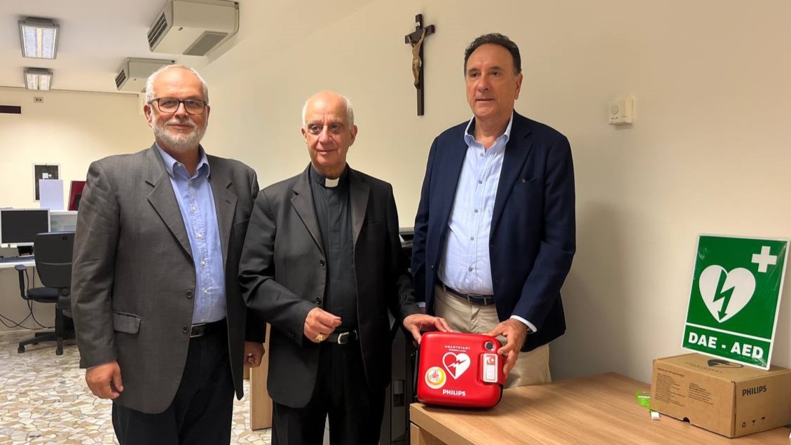 Vincenzo Castelli con Mons. Rino Fisichella
