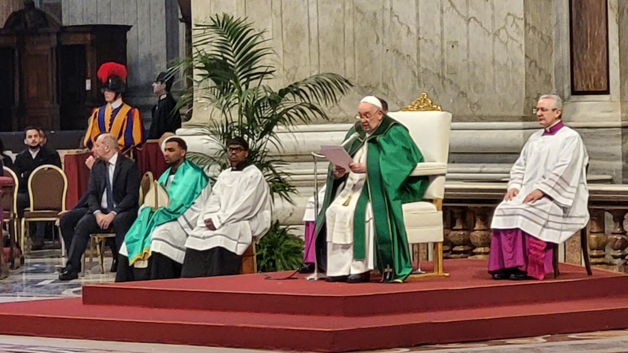 Papa Francesco ha aperto l'Anno della Preghiera