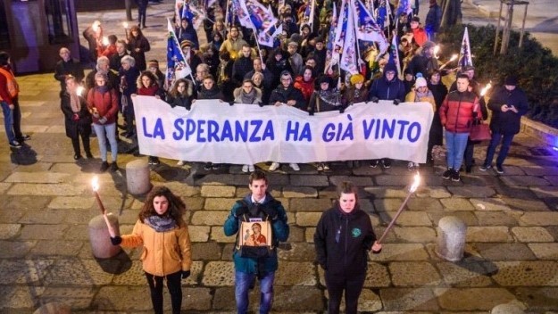 l’icona di Maria Madre dei Giovani in pellegrinaggio
